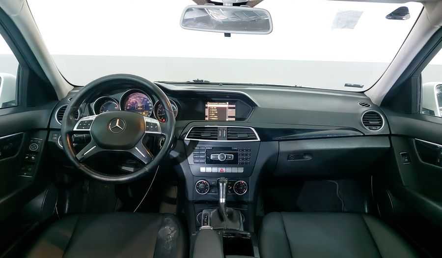 Mercedes Benz Clase C 1.8 180 CGI AT Sedan 2012