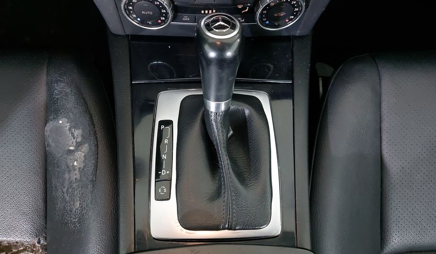 Mercedes Benz Clase C 1.8 180 CGI AT Sedan 2012