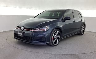 Volkswagen • Golf