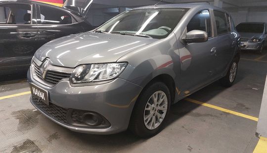 Renault • Sandero