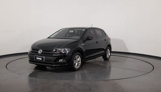 Volkswagen • Polo