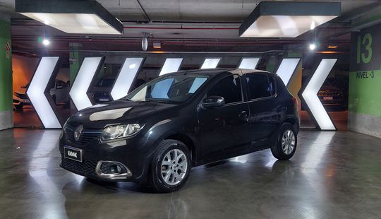 Renault • Sandero