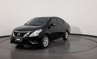 Nissan • Versa