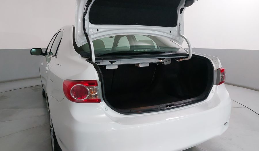 Toyota Corolla 1.8 LE AT Sedan 2012