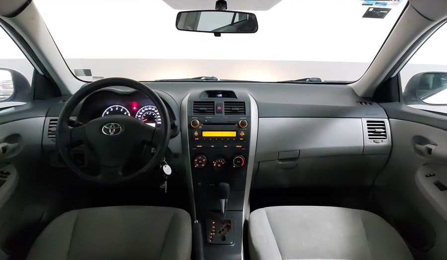 Toyota Corolla 1.8 LE AT Sedan 2012