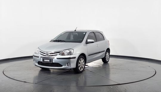 Toyota • Etios