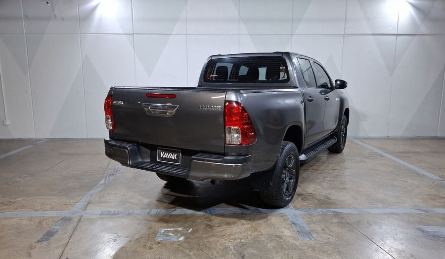 Toyota Hilux 2.7 SR DOBLE CABINA Pickup 2022