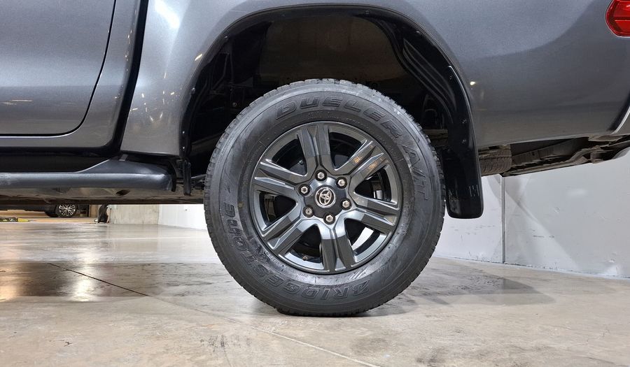 Toyota Hilux 2.7 SR DOBLE CABINA Pickup 2022