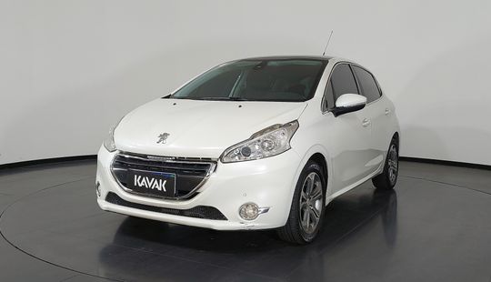 Peugeot • 208