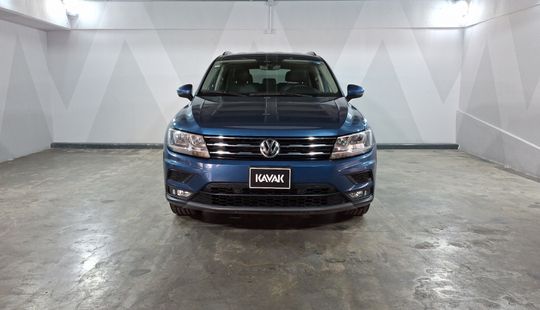 Volkswagen • Tiguan