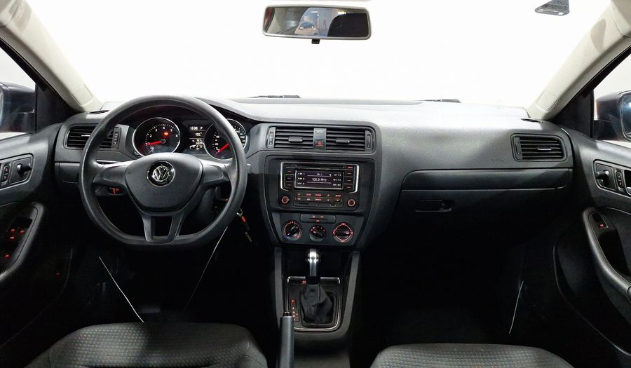 Volkswagen Jetta 2.0 TIPTRONIC Sedan 2015