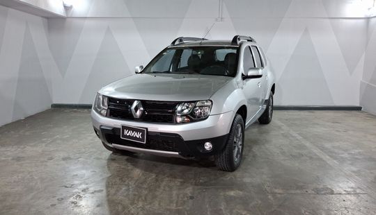 Renault • Duster