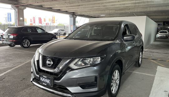 Nissan • X-Trail