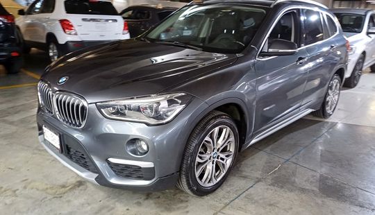 Bmw • X1