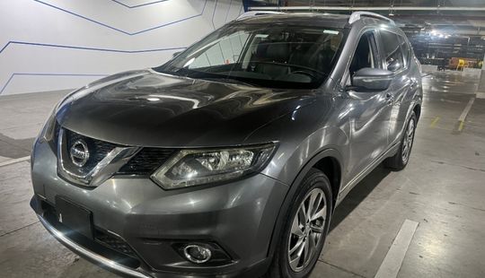 Nissan • X-Trail