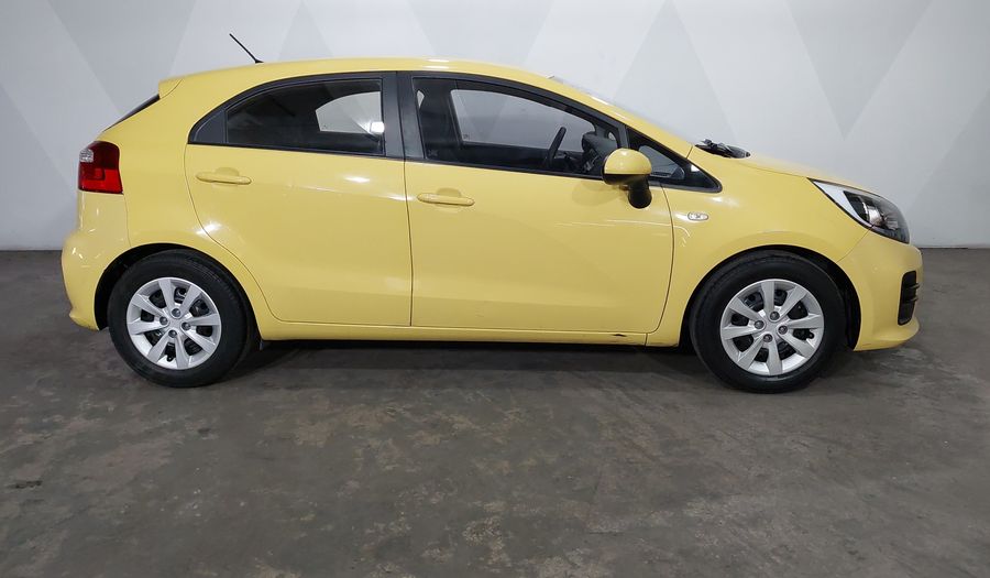 Kia Rio 1.6 LX MT Hatchback 2017