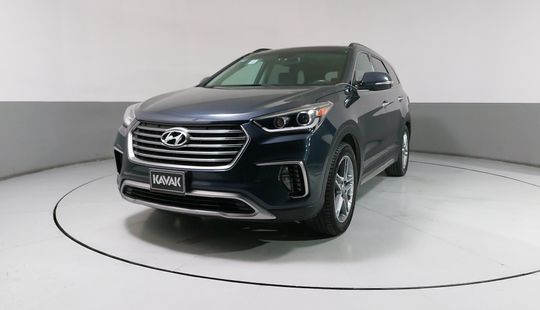 Hyundai • Santa Fe