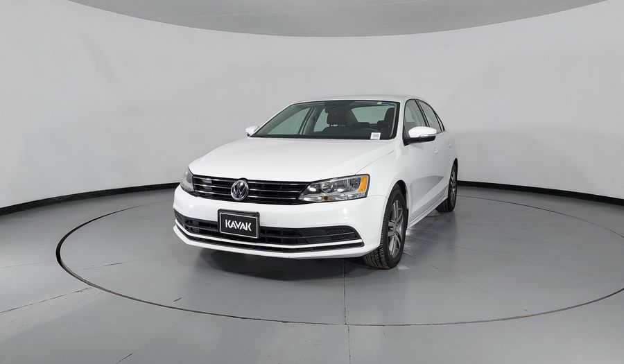 Volkswagen Jetta 2.5 TRENDLINE TIP. Sedan 2016