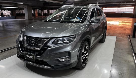 Nissan • X-Trail