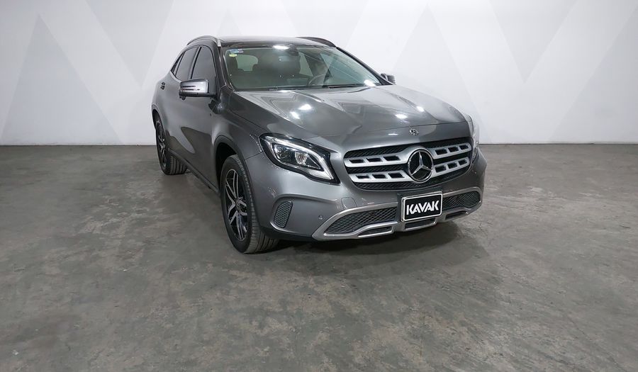 Mercedes Benz Clase Gla 1.6 GLA 200 SPORT DCT Suv 2019