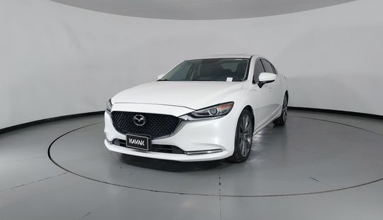 Mazda • Mazda 6