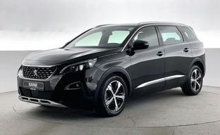 Peugeot • 5008