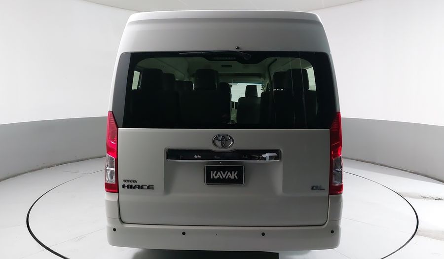 Toyota Hiace 3.5 12 PASAJEROS Van 2021