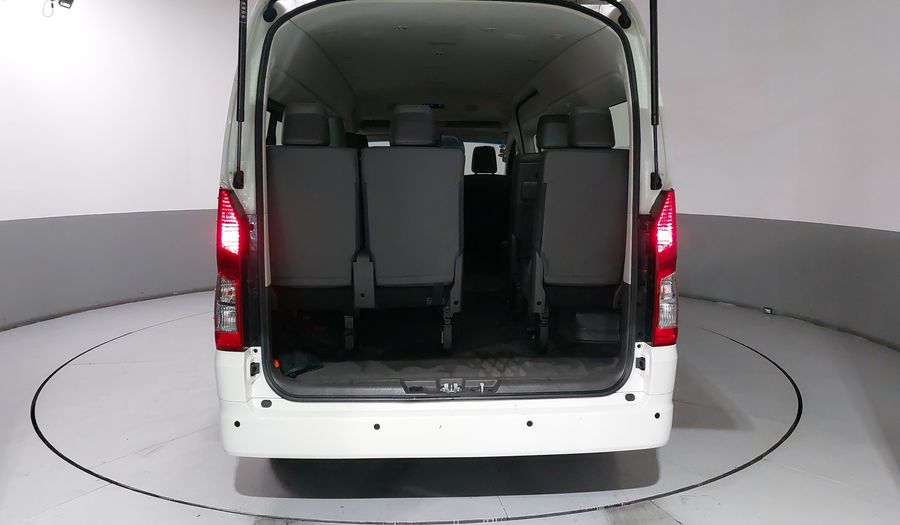 Toyota Hiace 3.5 12 PASAJEROS Van 2021