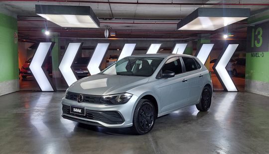 Volkswagen • Polo