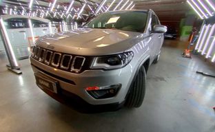 Jeep • Compass