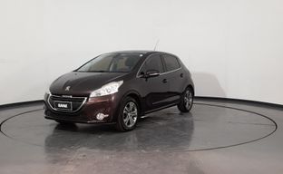 Peugeot • 208