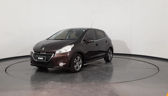 Peugeot • 208