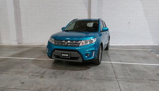 Suzuki • Vitara