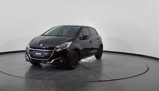 Peugeot • 208