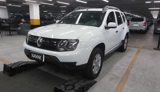 Renault • Duster