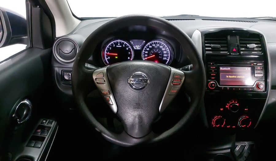 Nissan Versa 1.6 ADVANCE TM AC Sedan 2016