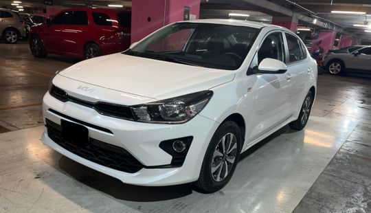 Kia • Rio