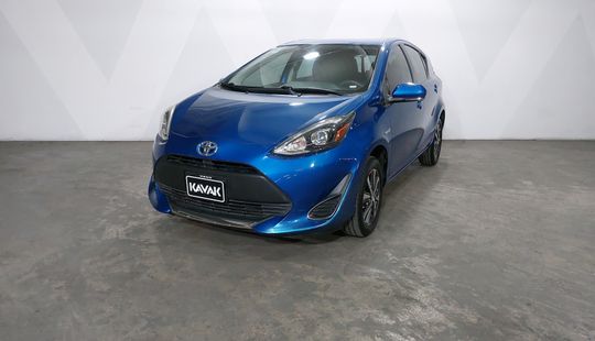 Toyota • Prius C