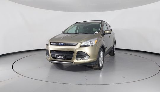 Ford • Escape