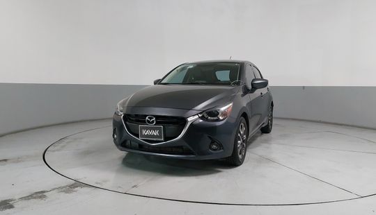 Mazda • Mazda 2