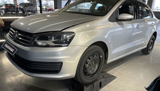 Volkswagen • Vento