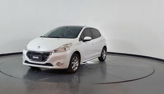 Peugeot • 208