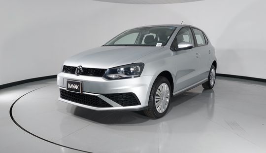 Volkswagen • Polo