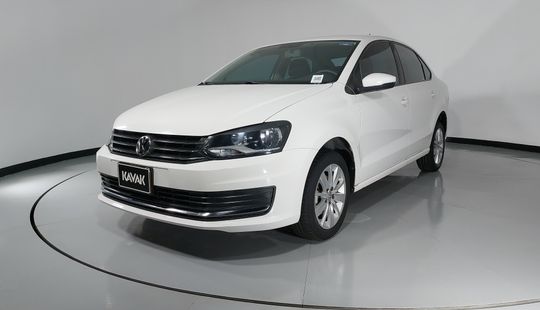 Volkswagen • Vento