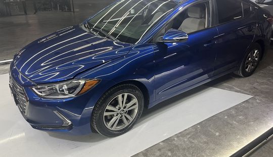 Hyundai • Elantra