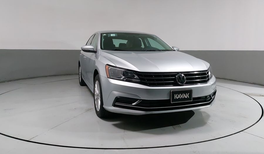 Volkswagen Passat 2.5 SPORTLINE Sedan 2016