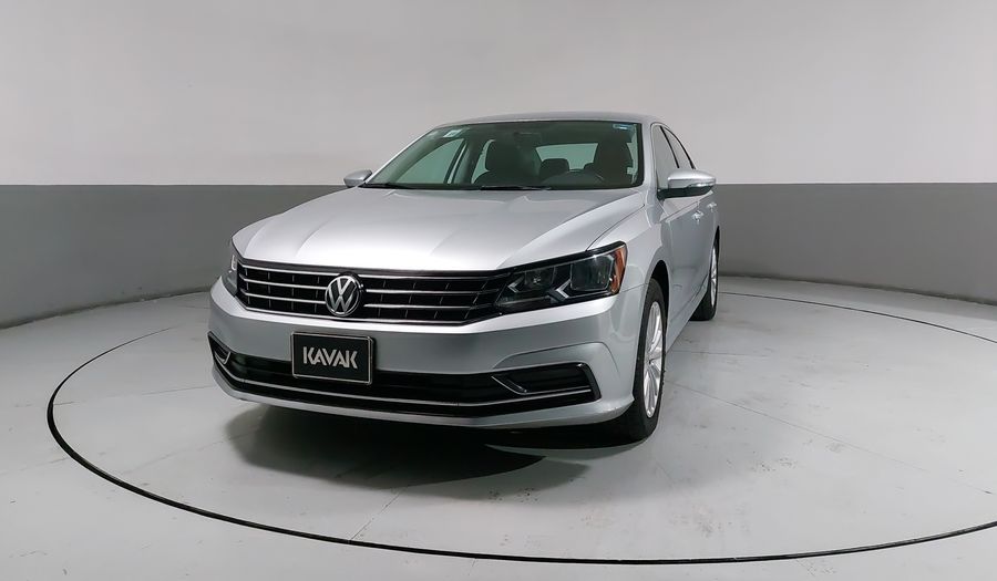 Volkswagen Passat 2.5 SPORTLINE Sedan 2016