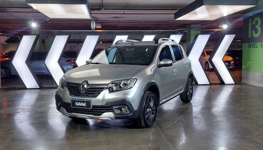 Renault • Sandero Stepway