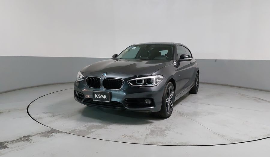 Bmw Serie 1 2.0 120IA SPORT LINE AUTO Hatchback 2017