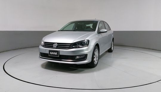 Volkswagen • Vento